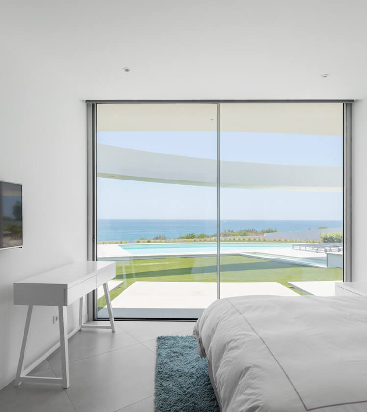 4600 Lift & Slide HI. Sliding doors by Cortizo