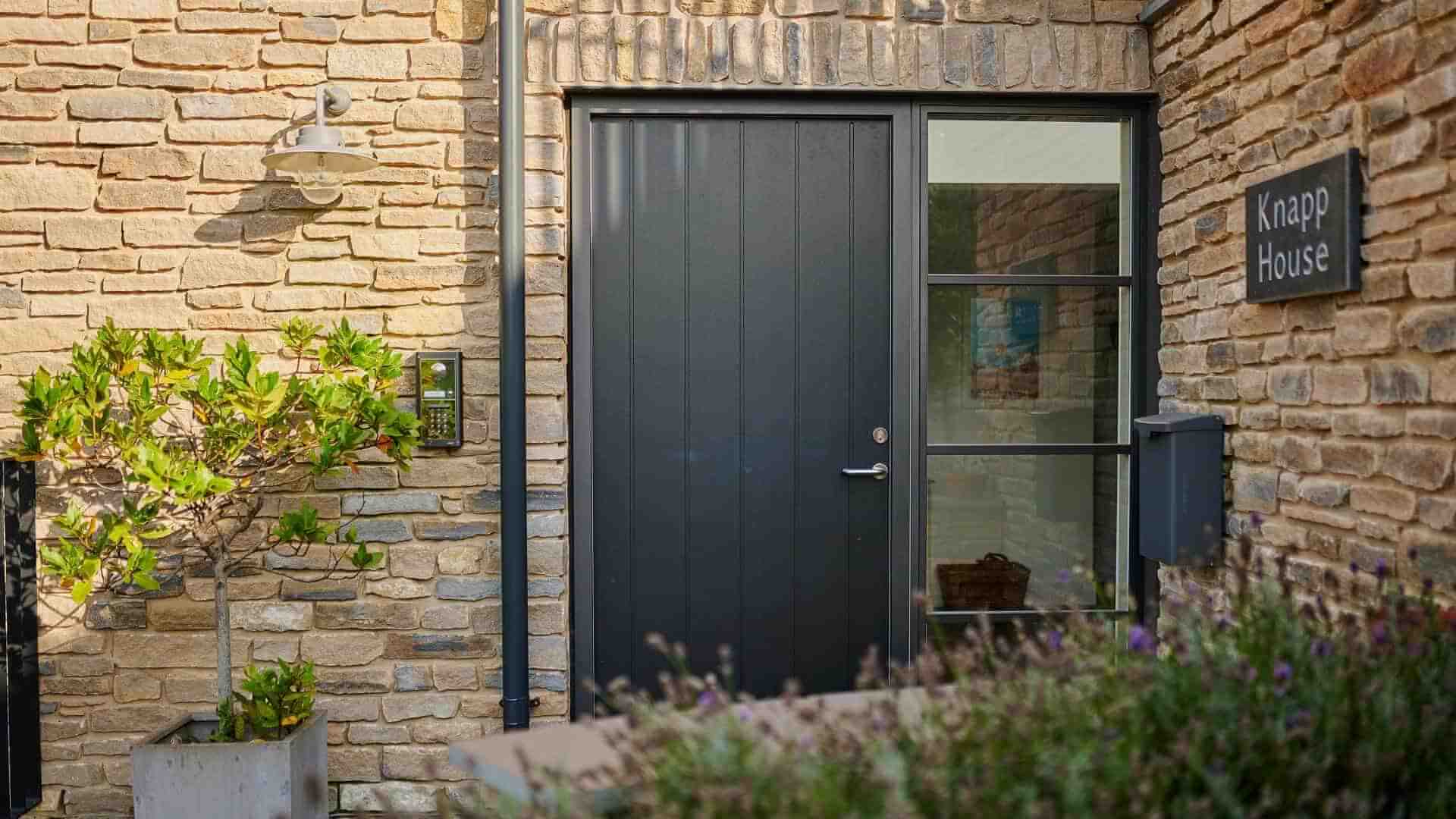 Flush entrance door by Rationel